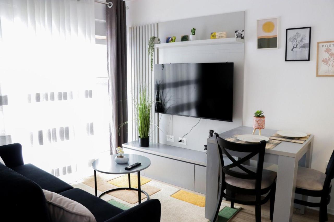 Comfy Studio At 'Mangalem21 Complex' Parking-Wifi-Ac-View Tirana Buitenkant foto
