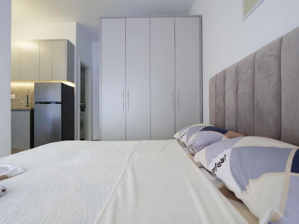Comfy Studio At 'Mangalem21 Complex' Parking-Wifi-Ac-View Tirana Buitenkant foto