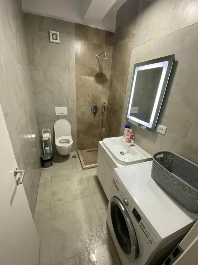 Comfy Studio At 'Mangalem21 Complex' Parking-Wifi-Ac-View Tirana Buitenkant foto