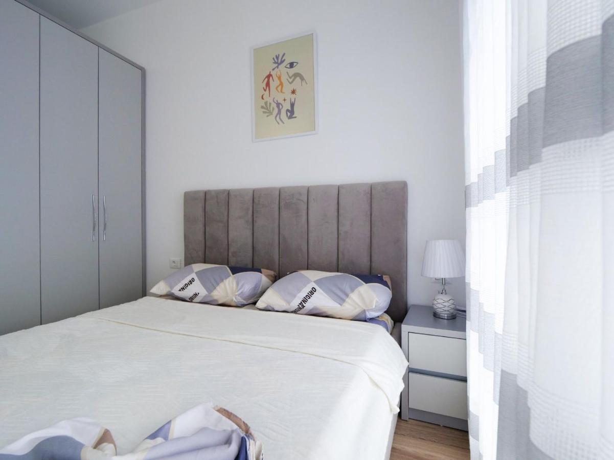 Comfy Studio At 'Mangalem21 Complex' Parking-Wifi-Ac-View Tirana Buitenkant foto